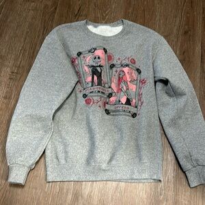 Women’s Sweatshirt Size Medium